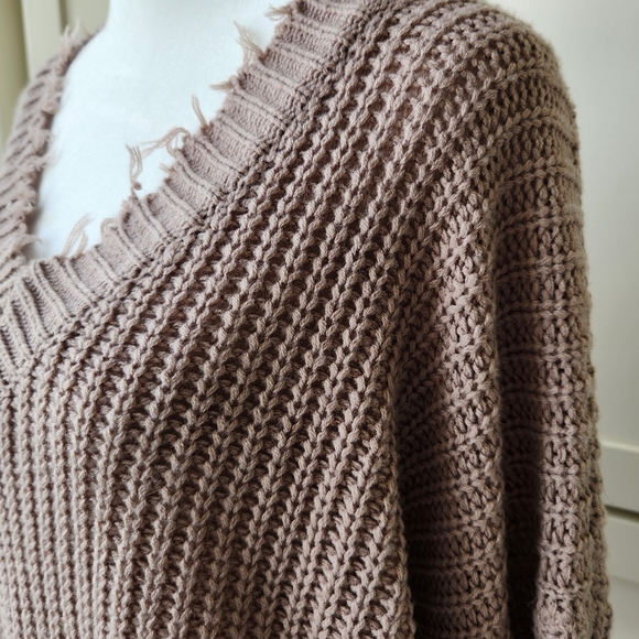 Pink Lily Distressed Frayed Sweater Taupe Long Sleeves Cute Soft Cozy Medium - Picture 7 of 16